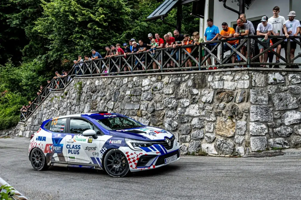 ford-fiesta-rally3
