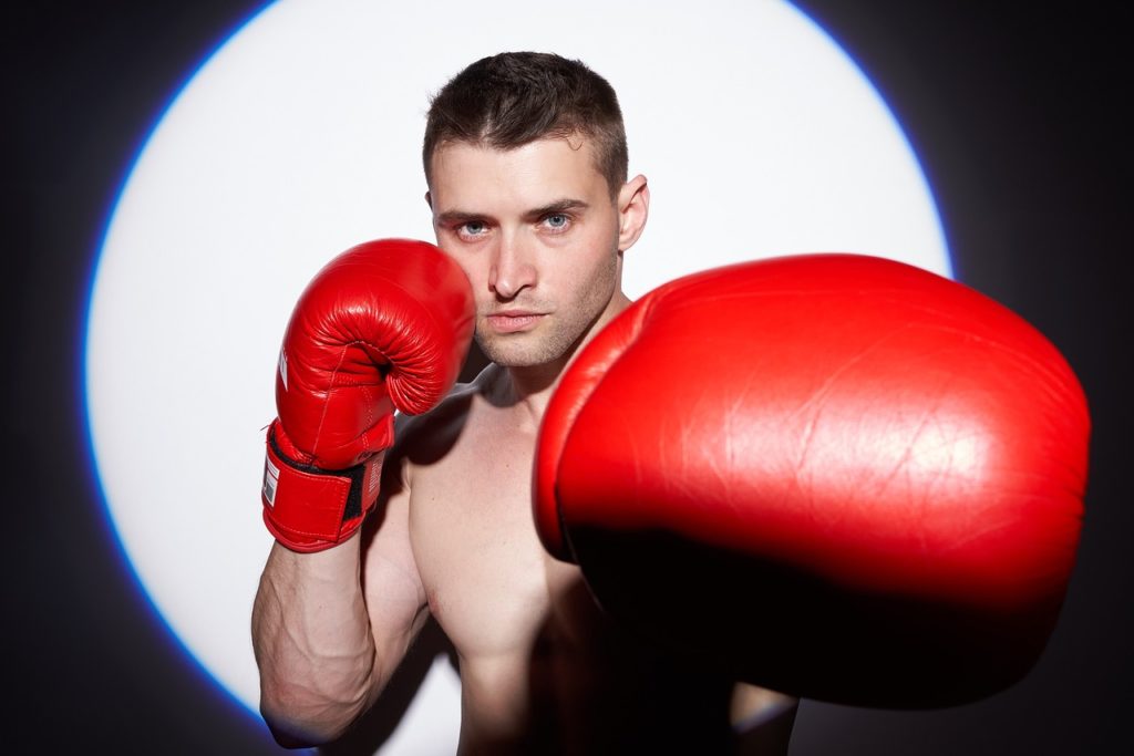 Mladić prakticira boks