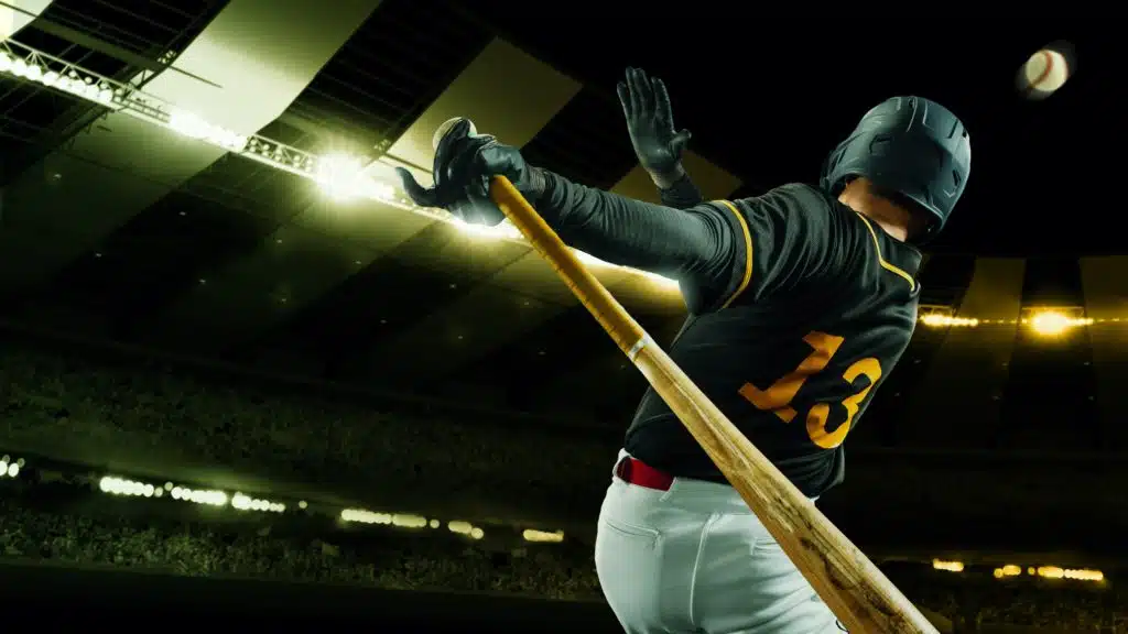 Powerful,Hit.,Poster,With,Baseball,Player,With,Baseball,Bat,In (pravila bejzbola)