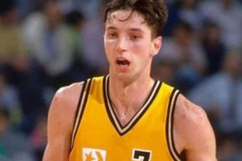 Toni Kukoč u dresu KK Jugoplastike, dana&scaron;njeg KK Splita