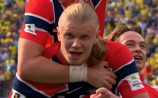 Erling Haaland slavi gol protiv Brazila sa suigračima