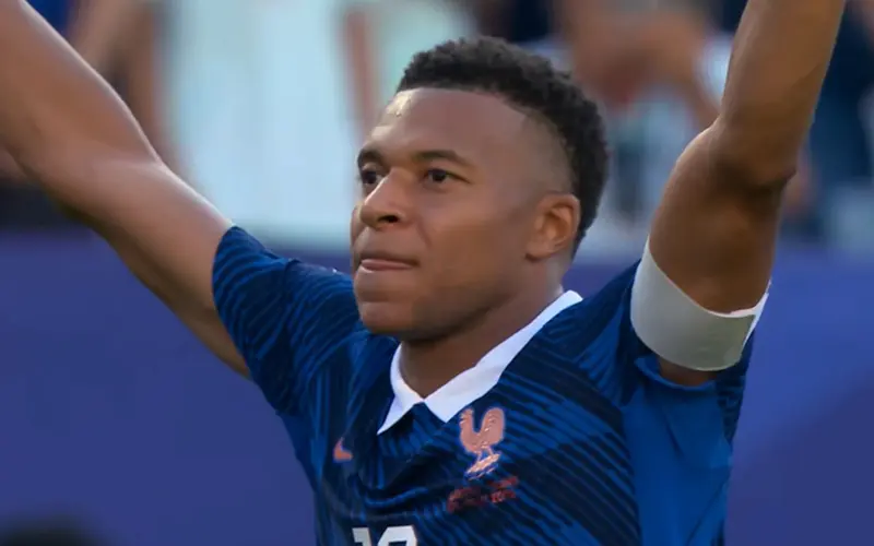Francuska Maroko prognoza - Kylian Mbappe slavi gol protiv Paragvaja