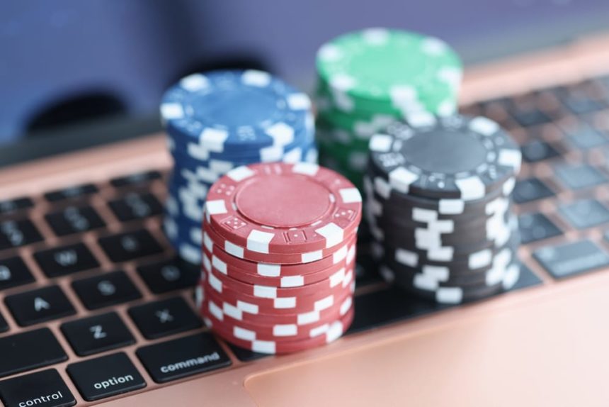 casino žetoni na laptopu