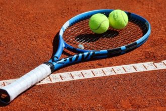Loptice na teniskom reketu (pravila tenisa)