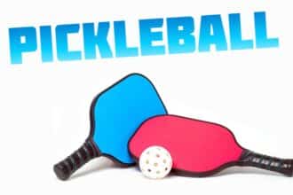 Pickleball reketi i loptica (Što je pickleball)