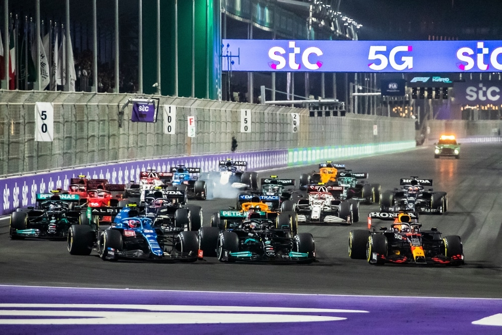 Formula 1 noćna utrka