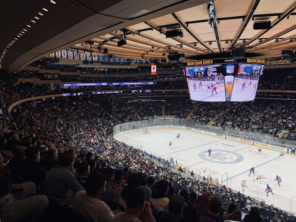 Utakmica hokeja u Madison Square Gardenu