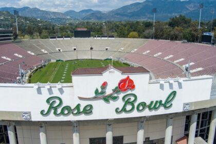 Rose Bowl, stadion u Kaliforniji na kojem se igra Rose Bowl u američkom nogometu