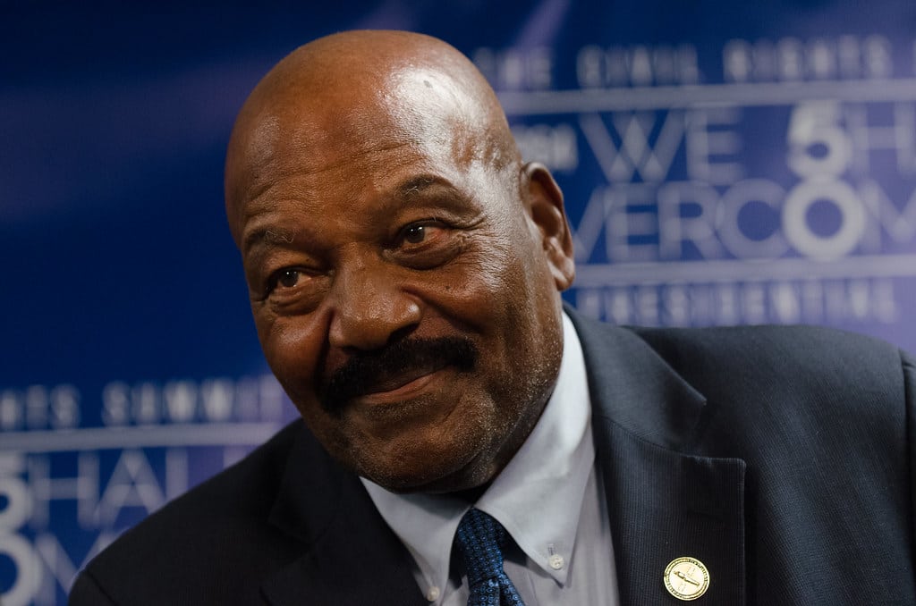 Jim Brown, smatra se jednim od najdominantnijih igrača u povijesti američkog nogometa