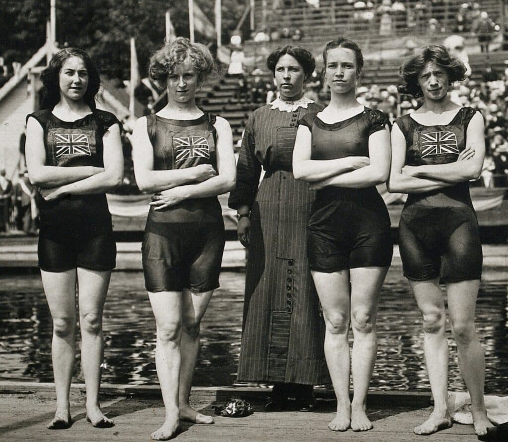 Zlatna ženska britanska plivačka štafeta na Olimpijskim igrama 1912. (Olimpijske igre 1912)