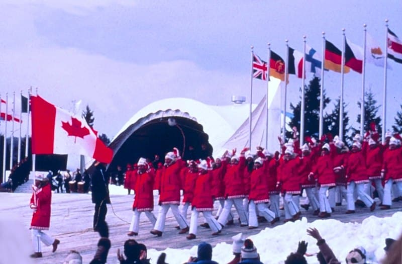 Kanadski tim na otvaranju ZOI 1980. (zimske Olimpijske igre 1980)